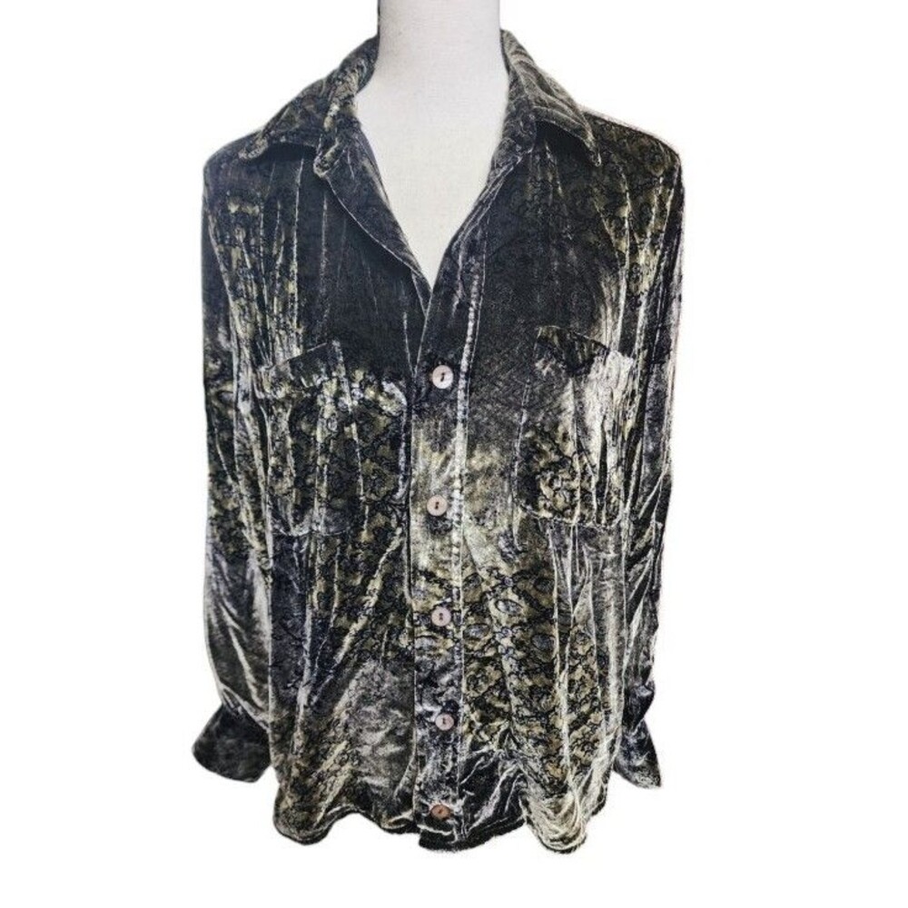 Chico's Vintage Velvet MOP Button-Down Shirt Size Medium (1) Artsy Silk Blend